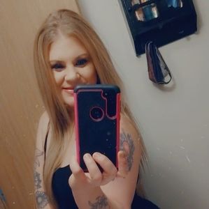 Meet your Posher, Ivy